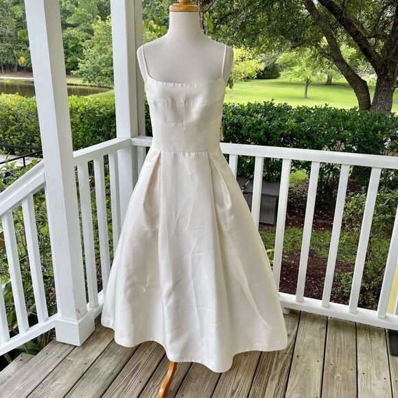Black Halo Dresses & Skirts - Black Halo Eve High Low Wedding Dress